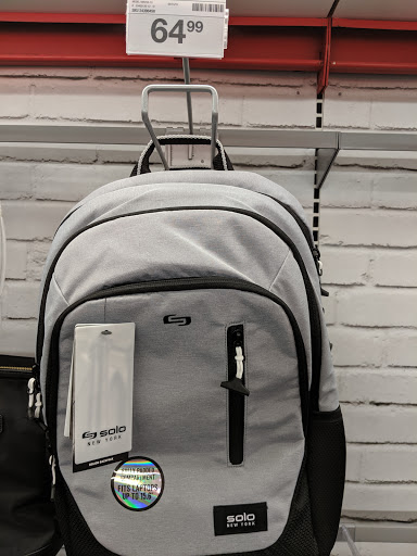 Office Supply Store «Staples», reviews and photos, 1181 Nixon Dr, Moorestown, NJ 08057, USA