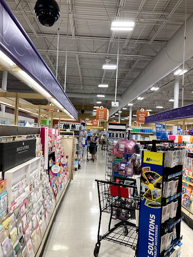 Supermarket «Giant Eagle Supermarket», reviews and photos, 21593 Lorain Rd, Fairview Park, OH 44126, USA