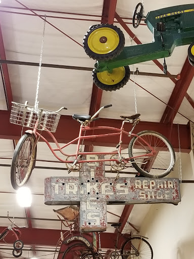 Furniture Store «Hometown Furniture Center», reviews and photos, 2665 S Santiam Hwy, Lebanon, OR 97355, USA