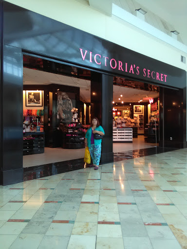 Shopping Mall «Tri-County Mall», reviews and photos, 11700 Princeton Pike, Cincinnati, OH 45246, USA