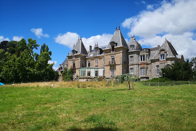 Château de Ligoure à Le Vigen