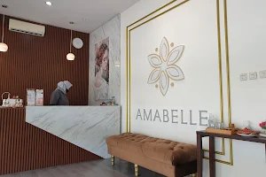 Amabelle Batununggal Bandung - Klinik kecantikan Threadlift Botox Filler image