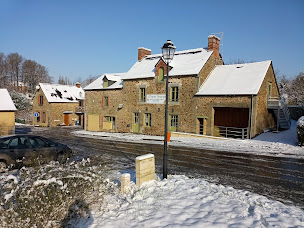 Photo n°35 de L’ÉCLUSE TROPICALE à Saint-Médard-sur-Ille ()