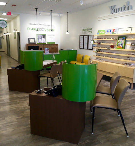 Shopping Mall «White City Shopping Center», reviews and photos, 50 Boston Turnpike, Shrewsbury, MA 01545, USA