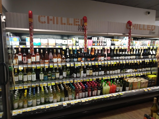 Shopping Mall «Waterside, Marina Del Rey», reviews and photos, 4700 Admiralty Way, Marina Del Rey, CA 90292, USA