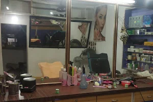 Sarthak Beauty Parlour | Beauty Parlour in Ujjain image