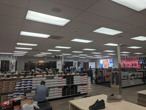 Shoe Store «Rack Room Shoes», reviews and photos, 4101 Roswell Rd #402, Marietta, GA 30062, USA