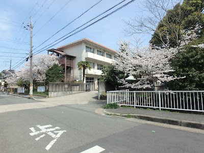 生駒市立緑ケ丘中学校