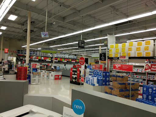 Office Supply Store «Staples», reviews and photos, 3090 Slauson Ave, Huntington Park, CA 90255, USA