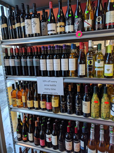 Grocery Store «Sahara Mart», reviews and photos, 106 E 2nd St, Bloomington, IN 47401, USA