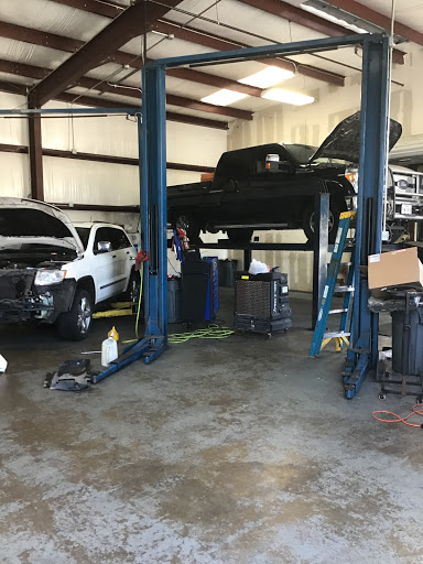 Auto Repair Shop «D & K Auto Diesel», reviews and photos, 835 Weisinger Dr, Magnolia, TX 77354, USA