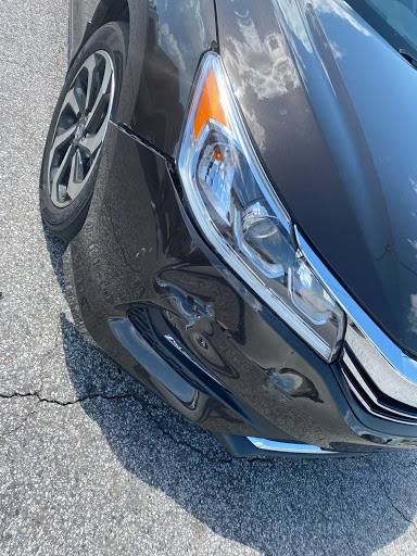 Auto Body Shop «Flow Honda Paint and Body Shop», reviews and photos, 2600 Peters Creek Pkwy, Winston-Salem, NC 27127, USA