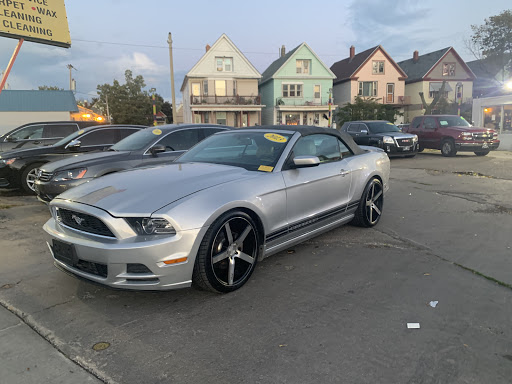 Used Car Dealer «DIAMOND AUTO SALES AND SERVICES 2016», reviews and photos, 1801 W Forest Home Ave, Milwaukee, WI 53204, USA