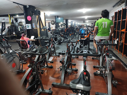 Life sport gym - Cra. 6 #12-35, San Gil, Santander, Colombia