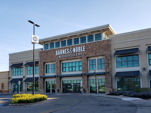 Shopping Mall «Woodland Mall», reviews and photos, 3195 28th St SE, Grand Rapids, MI 49512, USA