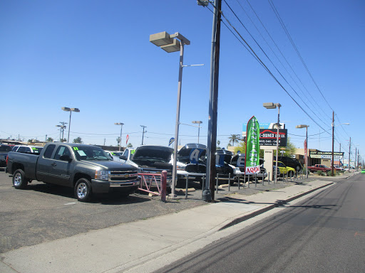 Used Car Dealer «Pre-Owned Car Co», reviews and photos, 5114 N 27th Ave, Phoenix, AZ 85017, USA