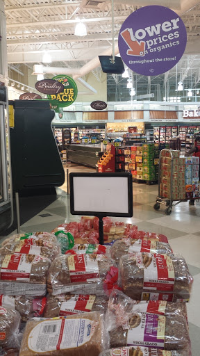 Grocery Store «Harris Teeter», reviews and photos, 33 Office Park Rd, Hilton Head Island, SC 29928, USA