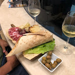 Photo n°1 de l'avis de Yeferson.e fait le 02/09/2019 à 19:16 sur le  Nòa Sardinian Winery e Cucina à Cagliari