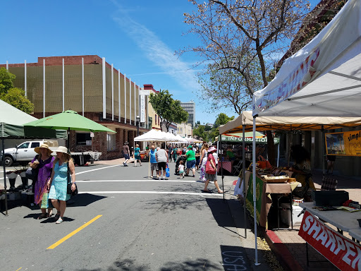 Martinez Farmers' Market