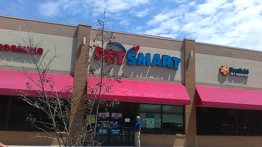 Pet Supply Store «PetSmart», reviews and photos, 218 Kentlands Blvd, Gaithersburg, MD 20878, USA