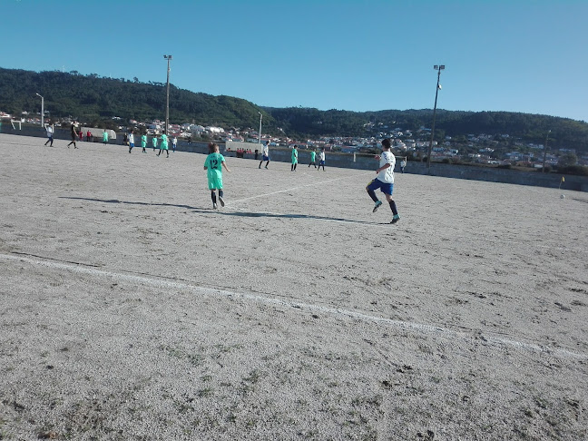 Avaliações doCampo de Futebol do Areosense em Viana do Castelo - Campo de futebol