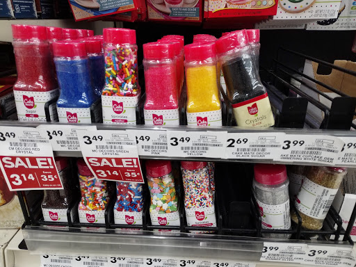 Supermarket «Giant Eagle Supermarket», reviews and photos, 14100 Detroit Ave, Lakewood, OH 44107, USA