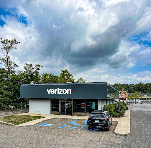 Verizon Authorized Retailer – Cellular Sales, 654 New Haven Ave, Derby, CT 06418, USA, 