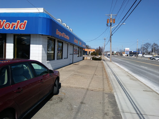 Laundromat «Laundry World 24 HOURS», reviews and photos, 5 Quinton Ave, South Attleboro, MA 02703, USA