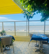 Atmosphère du Restaurant de fruits de mer Restaurant La Pergola à L'Aiguillon-la-Presqu'île - n°14