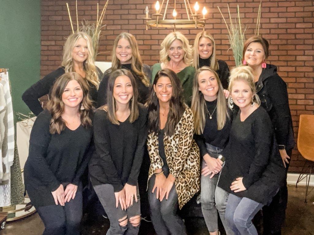30 Volume Salon & Boutique 30458