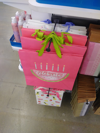 Clothing Store «Old Navy», reviews and photos, 5910 W 86th St, Indianapolis, IN 46278, USA