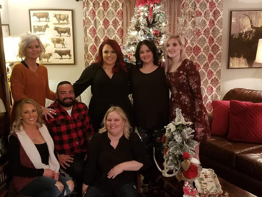 Beauty Salon «Cowboys & Divas», reviews and photos, 1802 B St # 1802, Floresville, TX 78114, USA