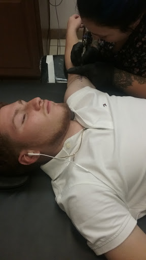 Tattoo Shop «Untouchable Ink», reviews and photos, 204 S Spring Garden Ave, DeLand, FL 32720, USA