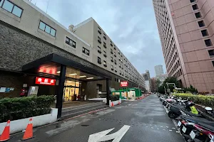 Cathay General Hospital emergency room image