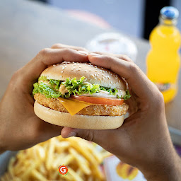 Photo n°27 de G LA DALLE - Paris 12 à Paris ()