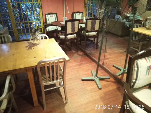 Salamander Cafe, 5 Bujumbura St, Wuse, Abuja, Nigeria, Tea House, state Federal Capital Territory