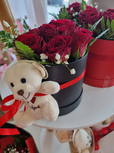 Αξιολογήσεις για το Flowerstore edem στην Λευκιμμαίοι - Ανθοπωλείο