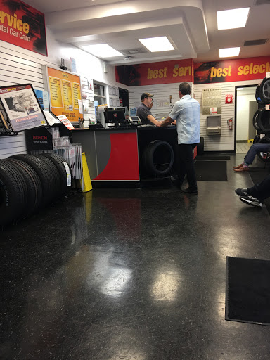 Tire Shop «Goodyear Auto Service Center», reviews and photos, 3690 Bird Rd, Coral Gables, FL 33133, USA