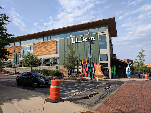 Clothing Store «L.L. Bean», reviews and photos, 340 Legacy Pl, Dedham, MA 02026, USA