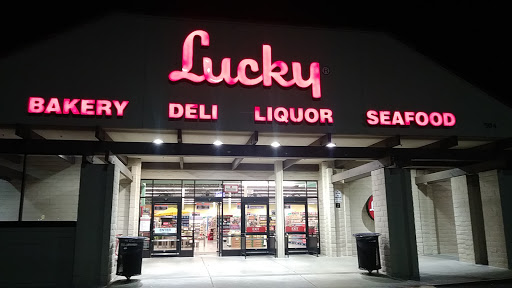 Supermarket «Lucky», reviews and photos, 504 E Perkins St, Ukiah, CA 95482, USA