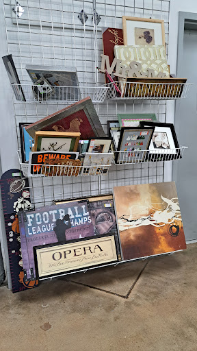 Thrift Store «Goodwill Retail Store of Lake St. Louis», reviews and photos, 913 Robert Raymond Dr, Lake St Louis, MO 63367, USA