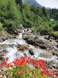 Cascade de Lutour du Restaurant français l'Abri du Benques à Cauterets - n°3