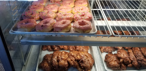 Donut Shop «Mary Lou Donuts», reviews and photos, 1830 S 4th St, Lafayette, IN 47905, USA