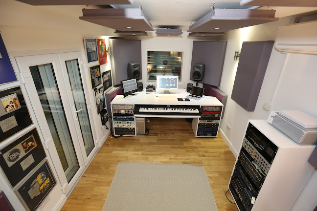 Greystoke Studio - Andy Whitmore