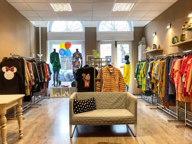 Opinii despre Vivitrend în Vác - Ruhabolt