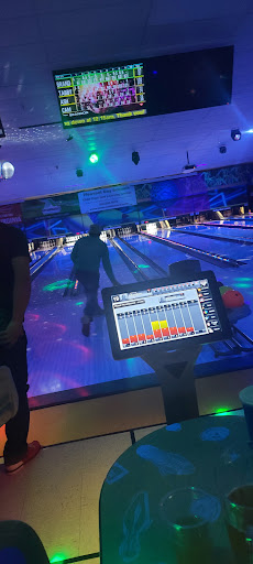 Bowling Alley «Suburban Bowling Lanes», reviews and photos, 735 Chestnut Ridge Rd, Morgantown, WV 26505, USA