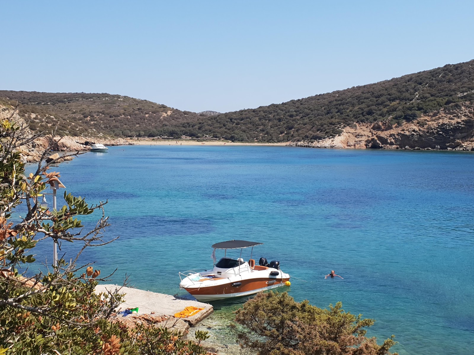 Paralia Fikiada'in fotoğrafı doğal alan içinde bulunmaktadır