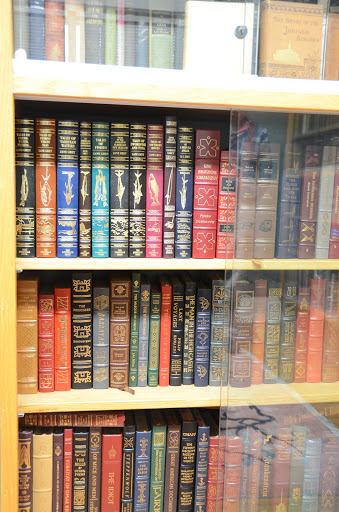 Used Book Store «Black Swan Books», reviews and photos, 505 E Maxwell St, Lexington, KY 40502, USA