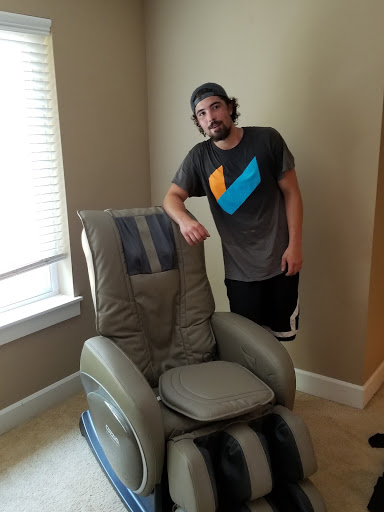 Moving Company «Seattle Select Moving», reviews and photos, 6857 47th Ave NE, Seattle, WA 98115, USA