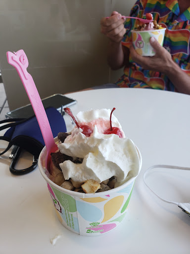 Frozen Yogurt Shop «Yogurtland», reviews and photos, 5635 Centennial Center Blvd, Las Vegas, NV 89149, USA